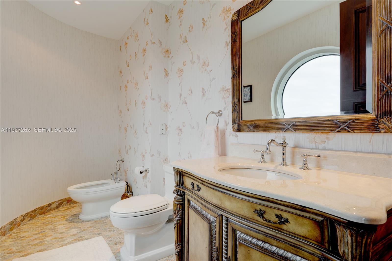 16047 Collins Ave #1604, Sunny Isles Beach FL 33160