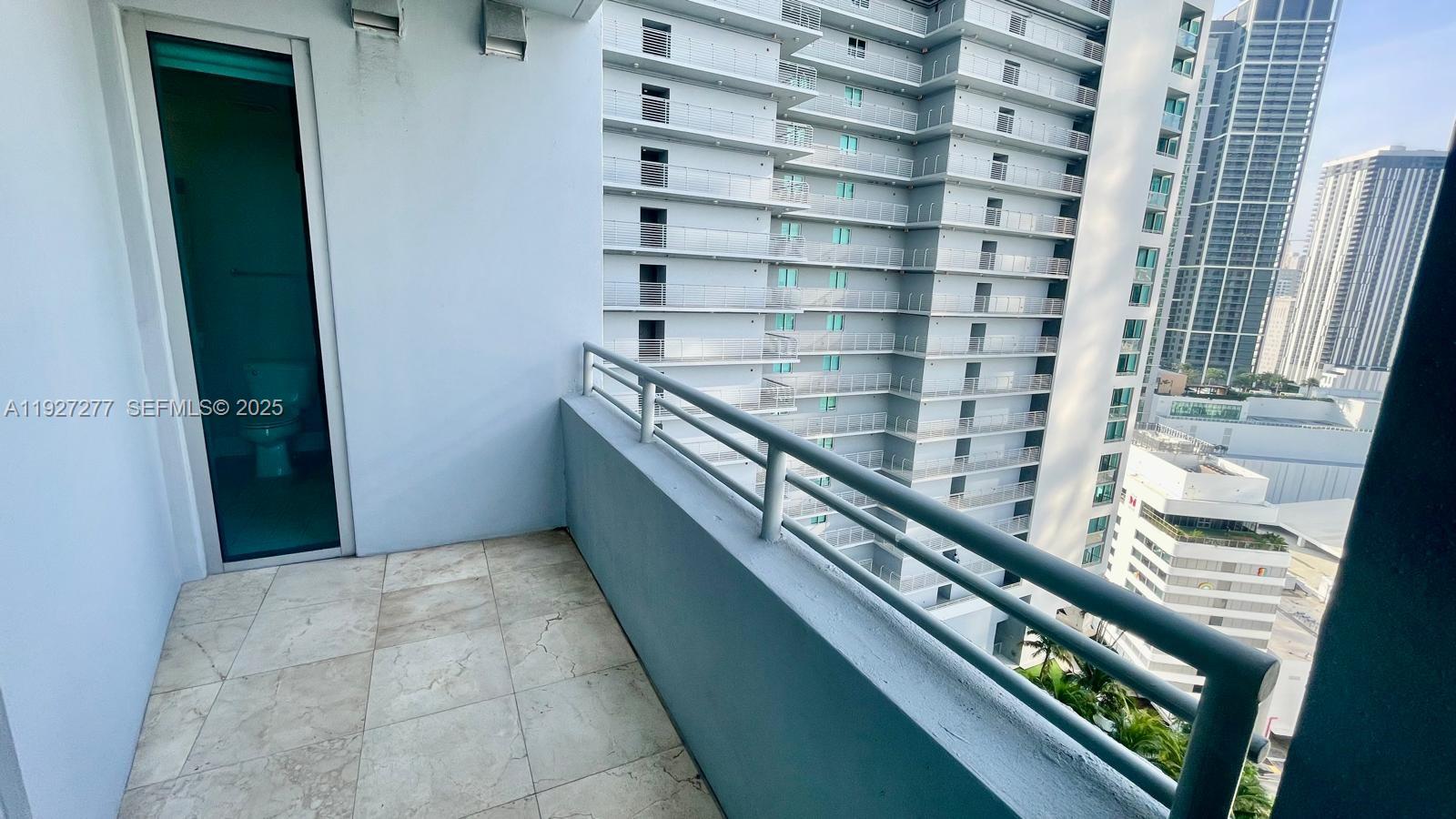 888 Biscayne Blvd #2412, Miami FL 33132