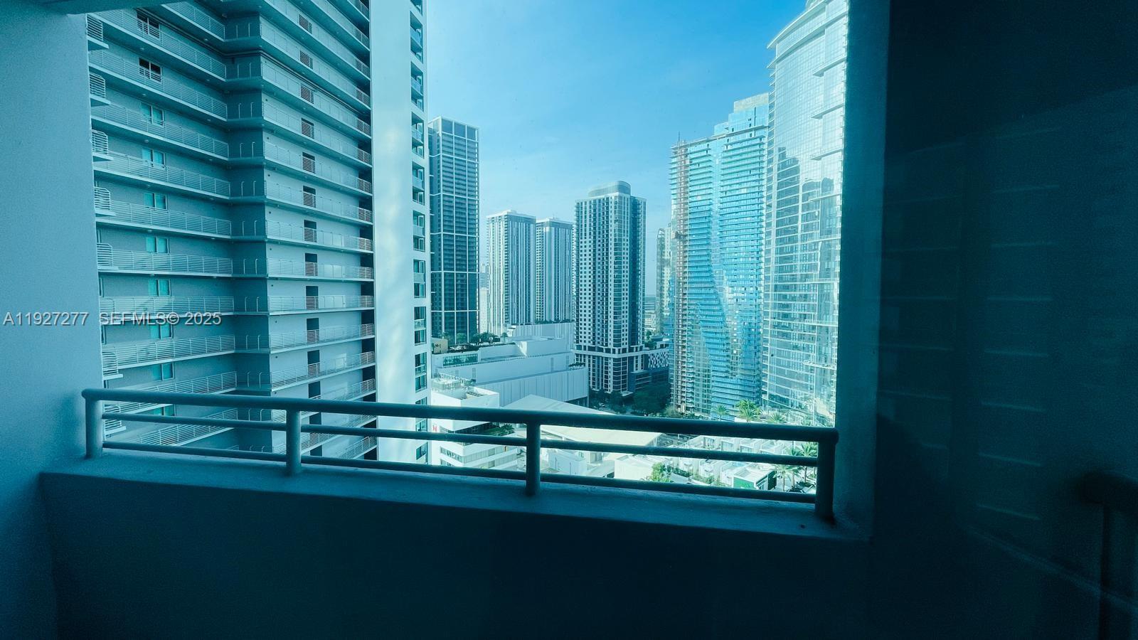 888 Biscayne Blvd #2412, Miami FL 33132