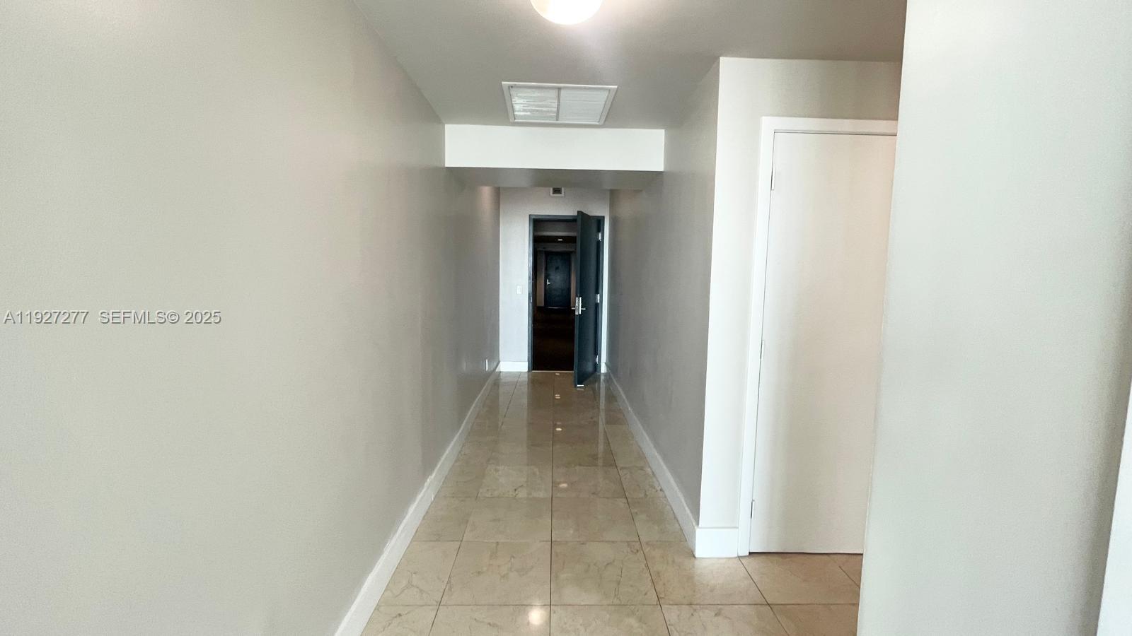 888 Biscayne Blvd #2412, Miami FL 33132