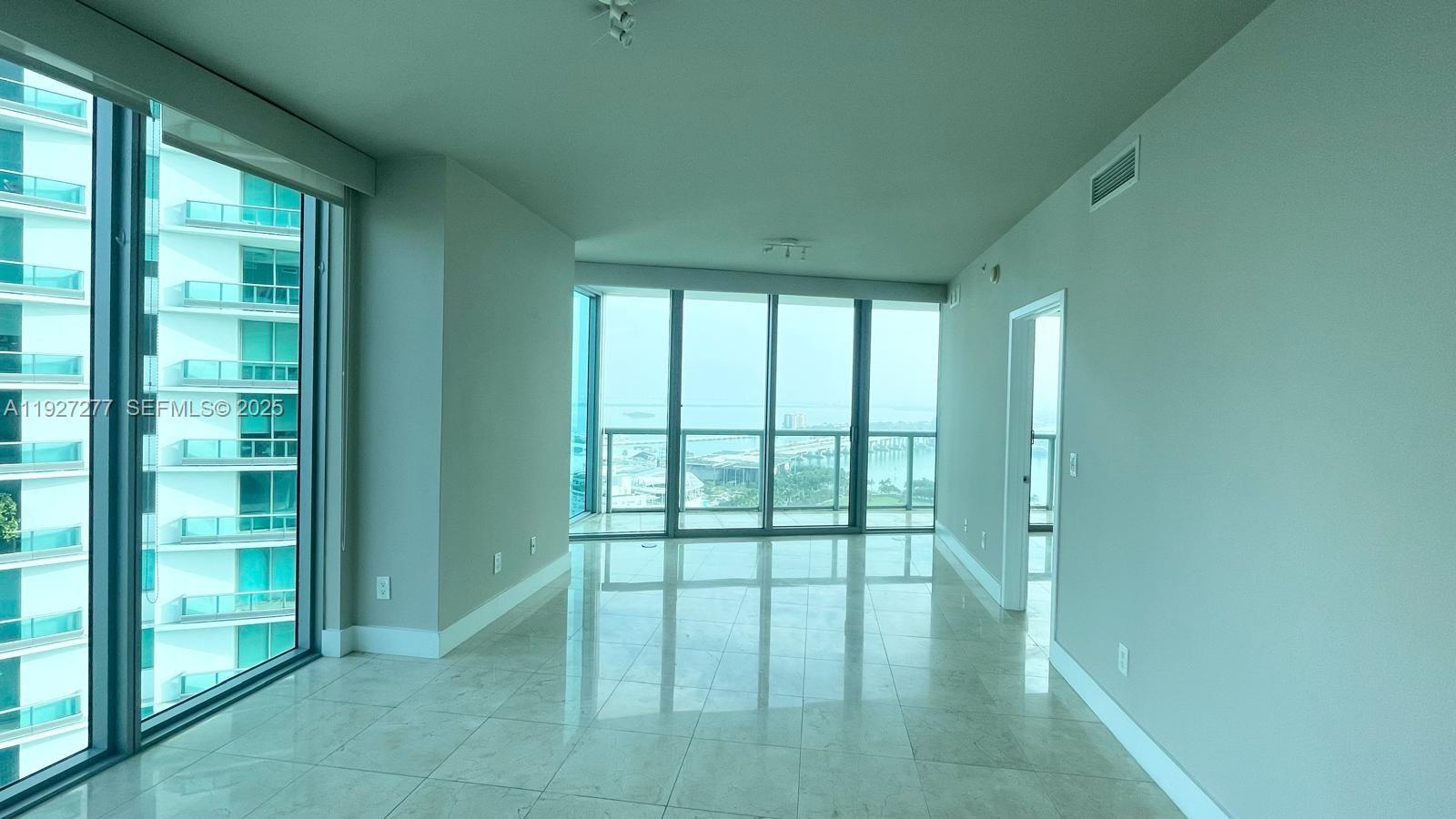 888 Biscayne Blvd #2412, Miami FL 33132
