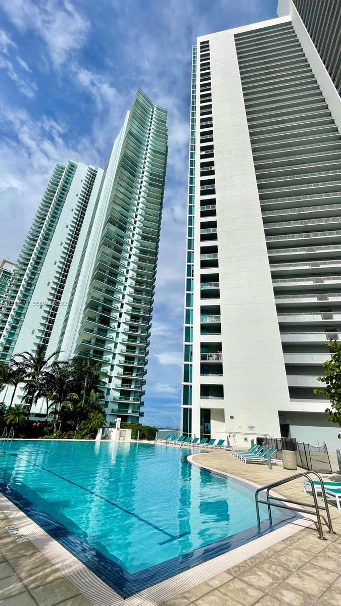 888 Biscayne Blvd #2412, Miami FL 33132