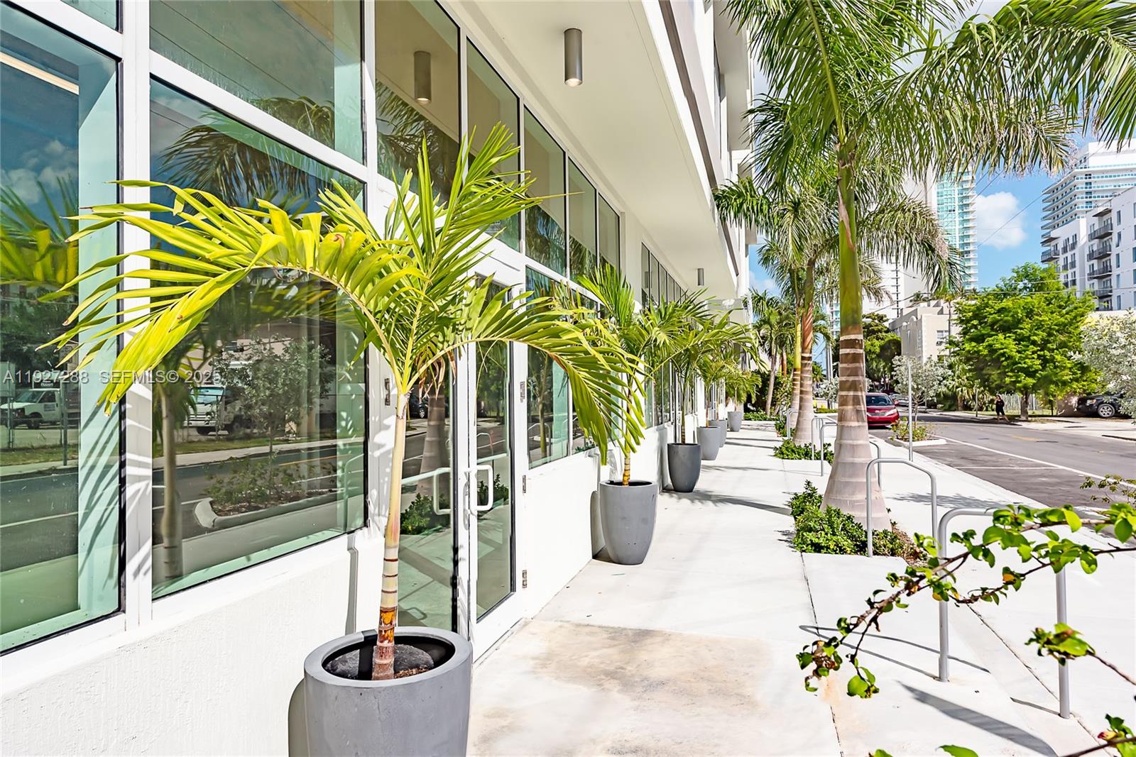 321 NE 26th St #602, Miami FL 33137