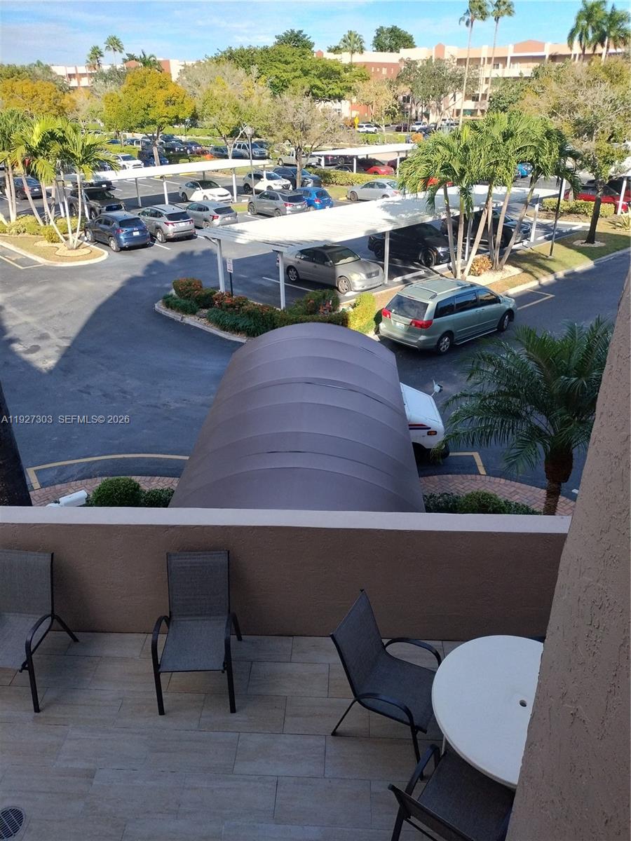 7557 Granville Dr #305, Tamarac FL 33321