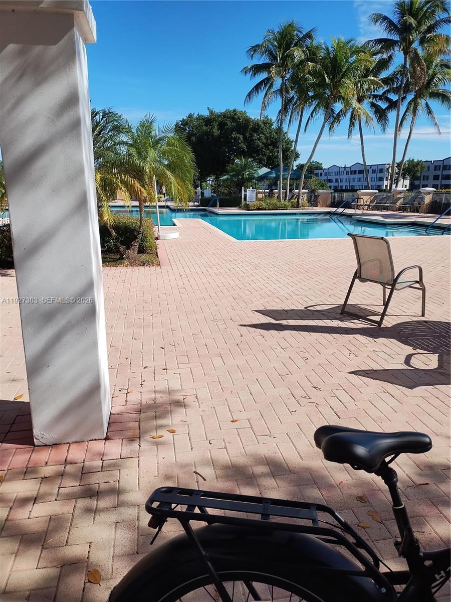 7557 Granville Dr #305, Tamarac FL 33321