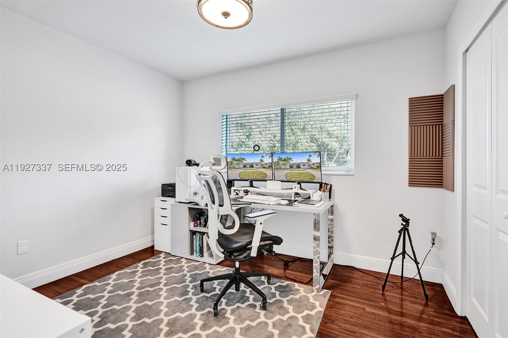 1102 Meadowlark Ave, Miami Springs FL 33166
