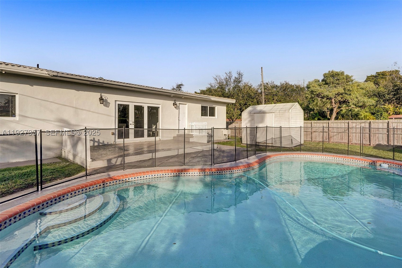 1102 Meadowlark Ave, Miami Springs FL 33166
