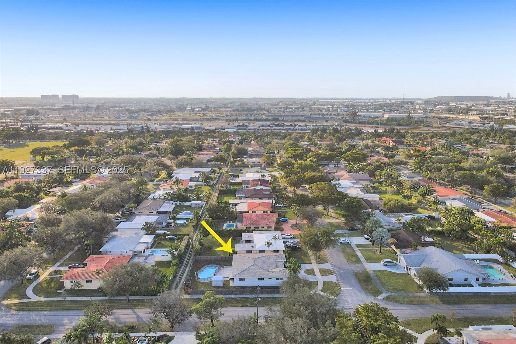 1102 Meadowlark Ave, Miami Springs FL 33166