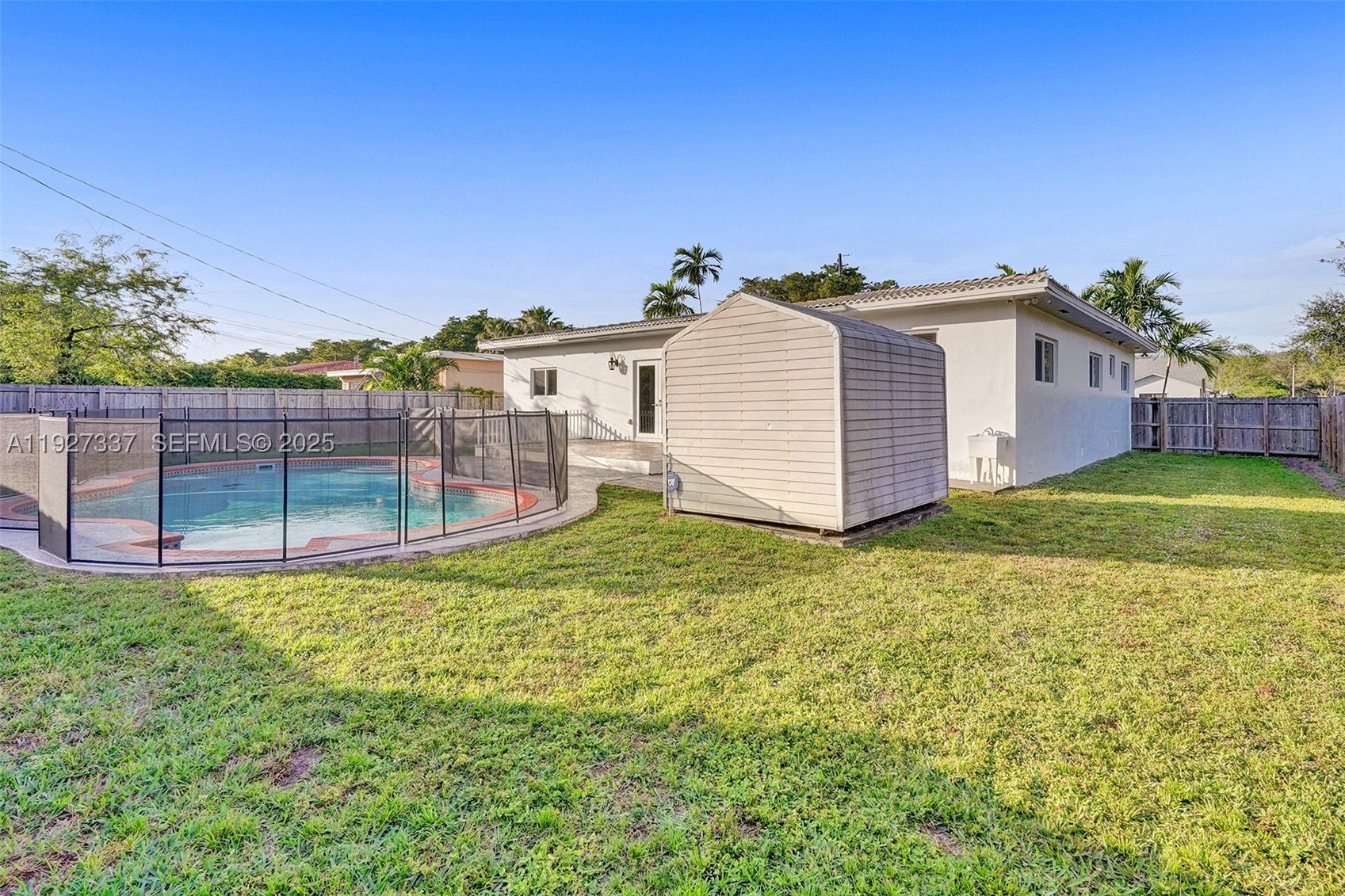 1102 Meadowlark Ave, Miami Springs FL 33166