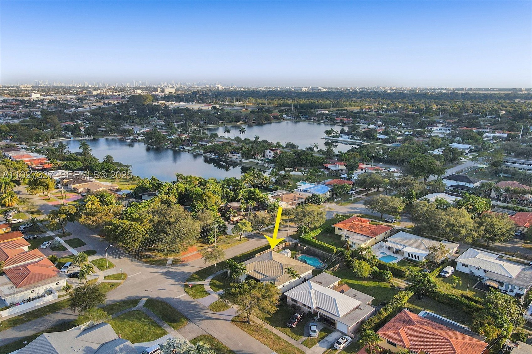 1102 Meadowlark Ave, Miami Springs FL 33166