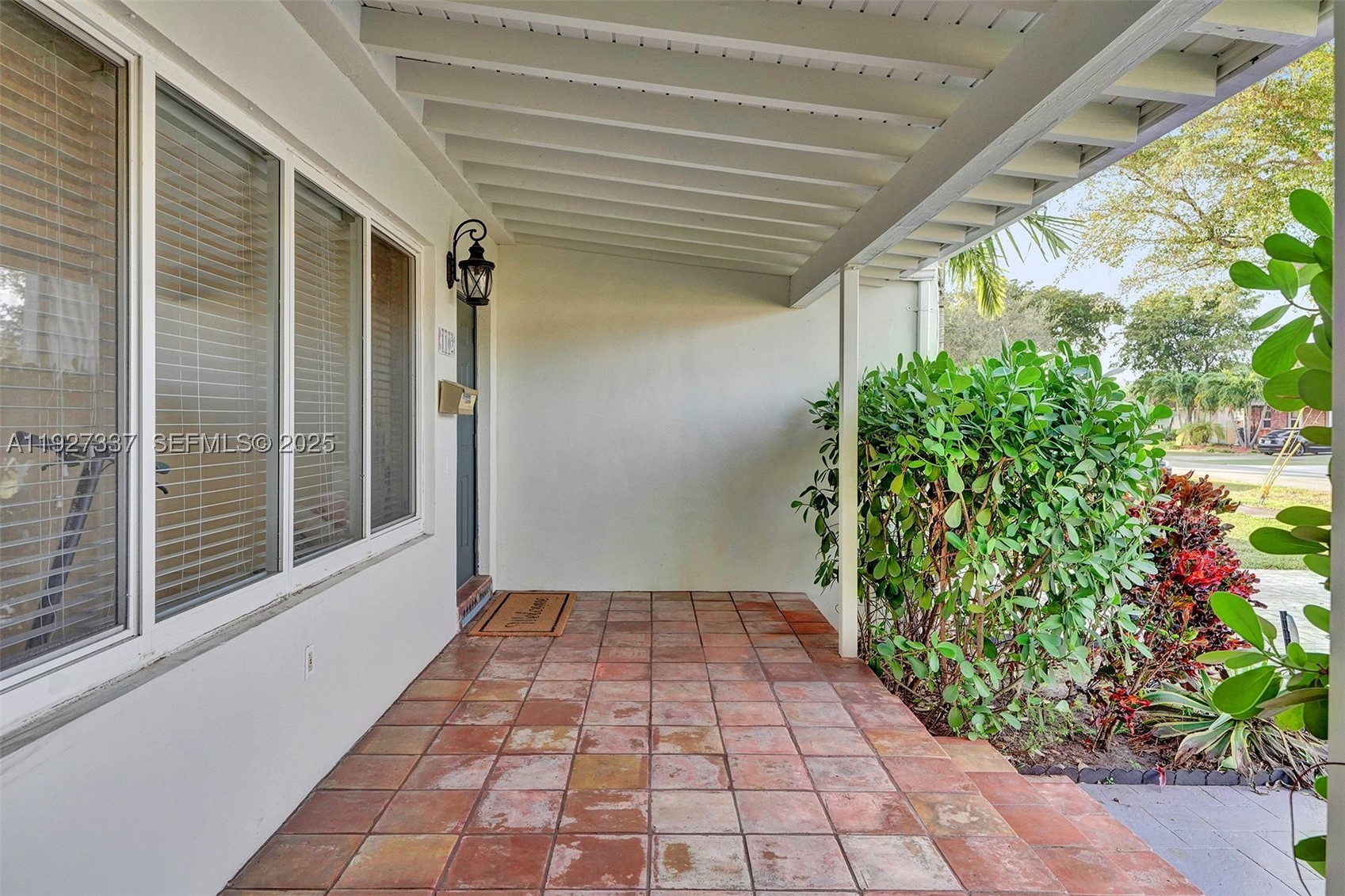 1102 Meadowlark Ave, Miami Springs FL 33166