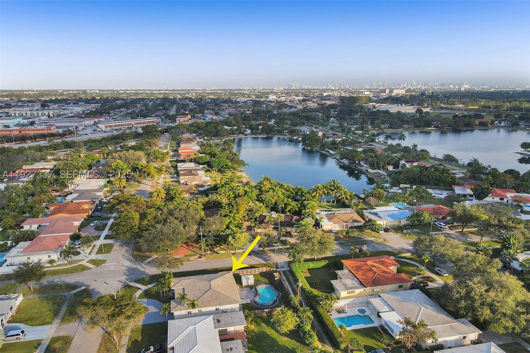 1102 Meadowlark Ave, Miami Springs FL 33166