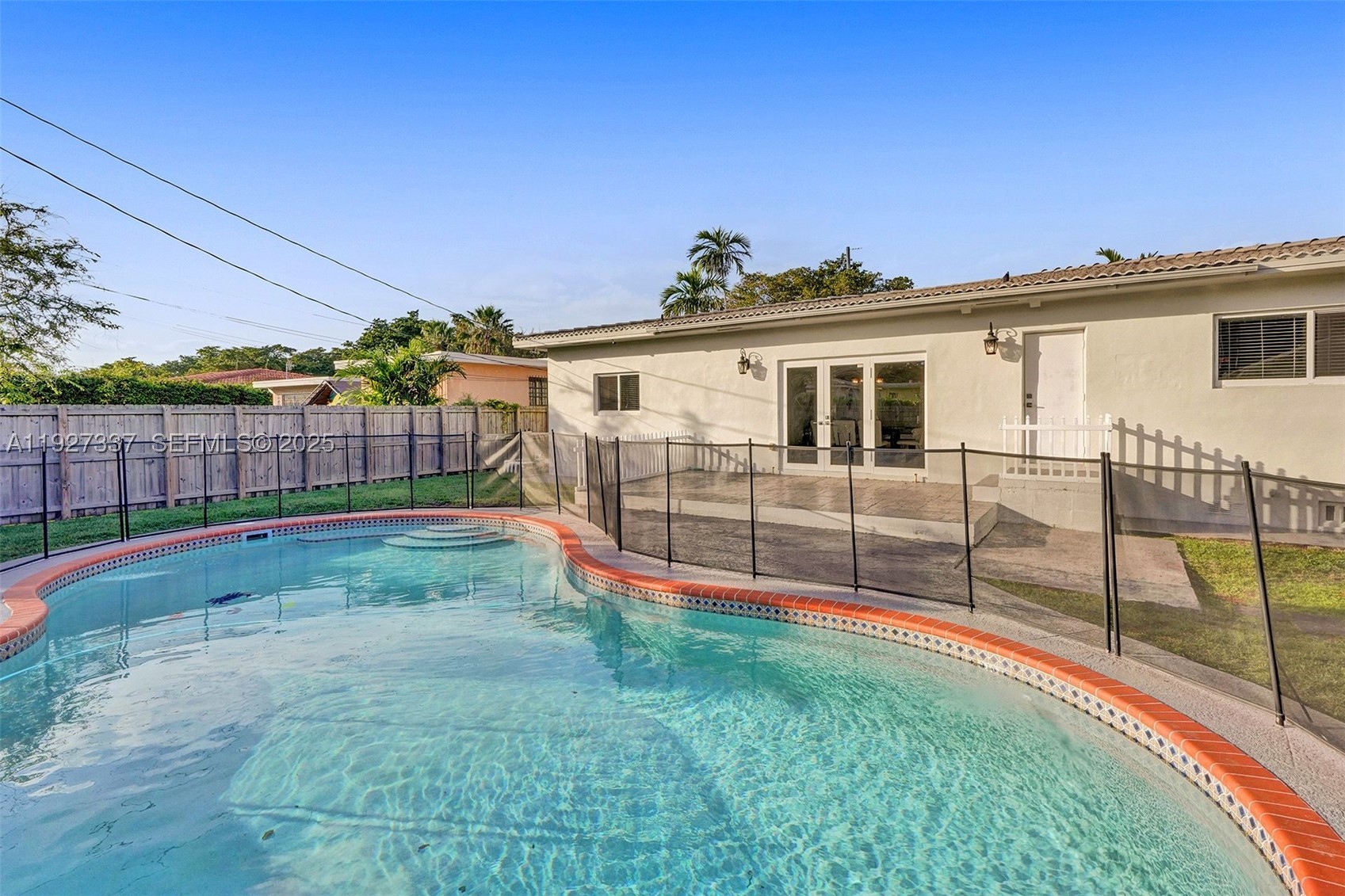 1102 Meadowlark Ave, Miami Springs FL 33166
