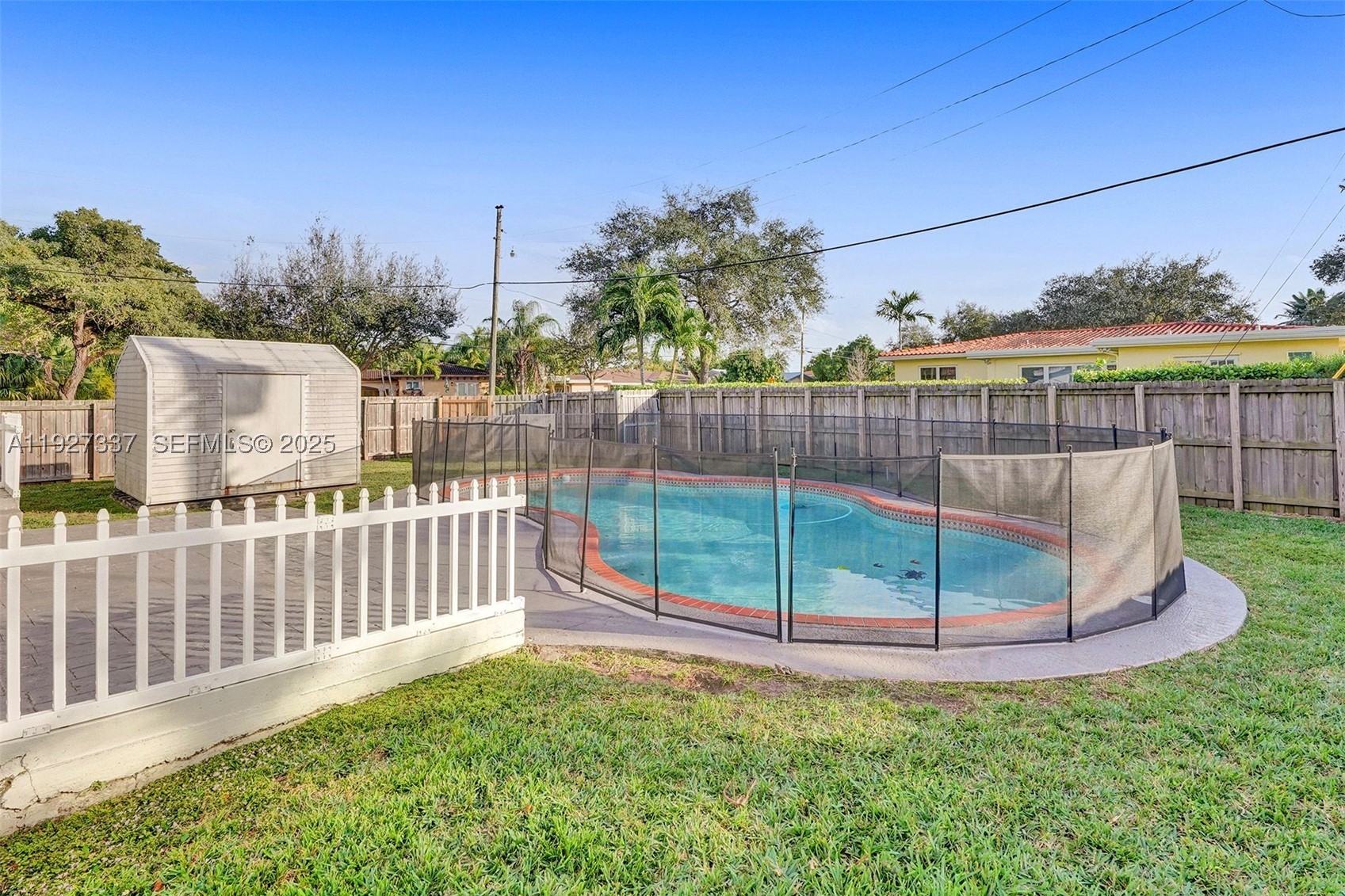1102 Meadowlark Ave, Miami Springs FL 33166
