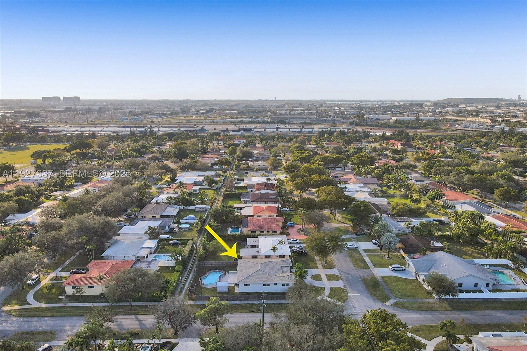 1102 Meadowlark Ave, Miami Springs FL 33166