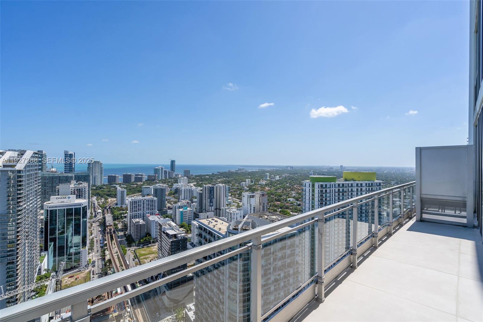 92 SW 3rd St #5204, Miami FL 33130