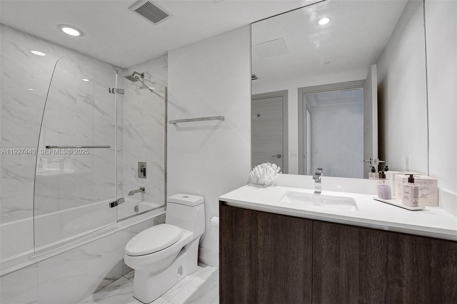 801 S Miami Ave #4209, Miami FL 33130