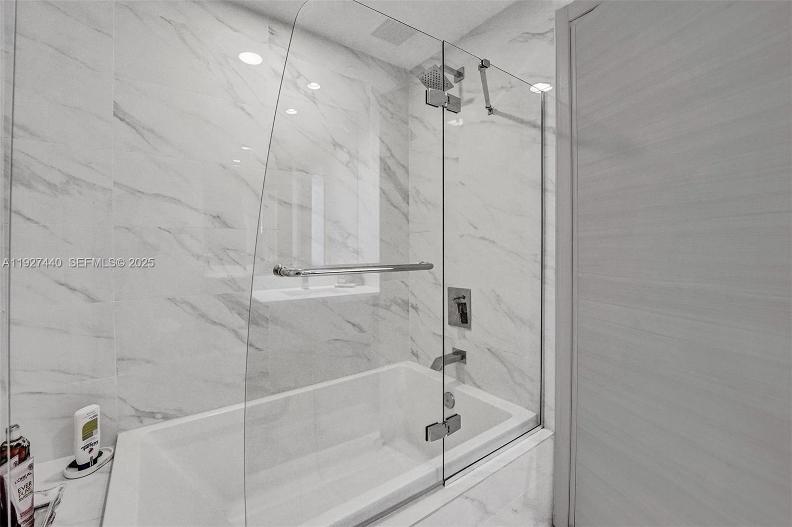 801 S Miami Ave #4209, Miami FL 33130