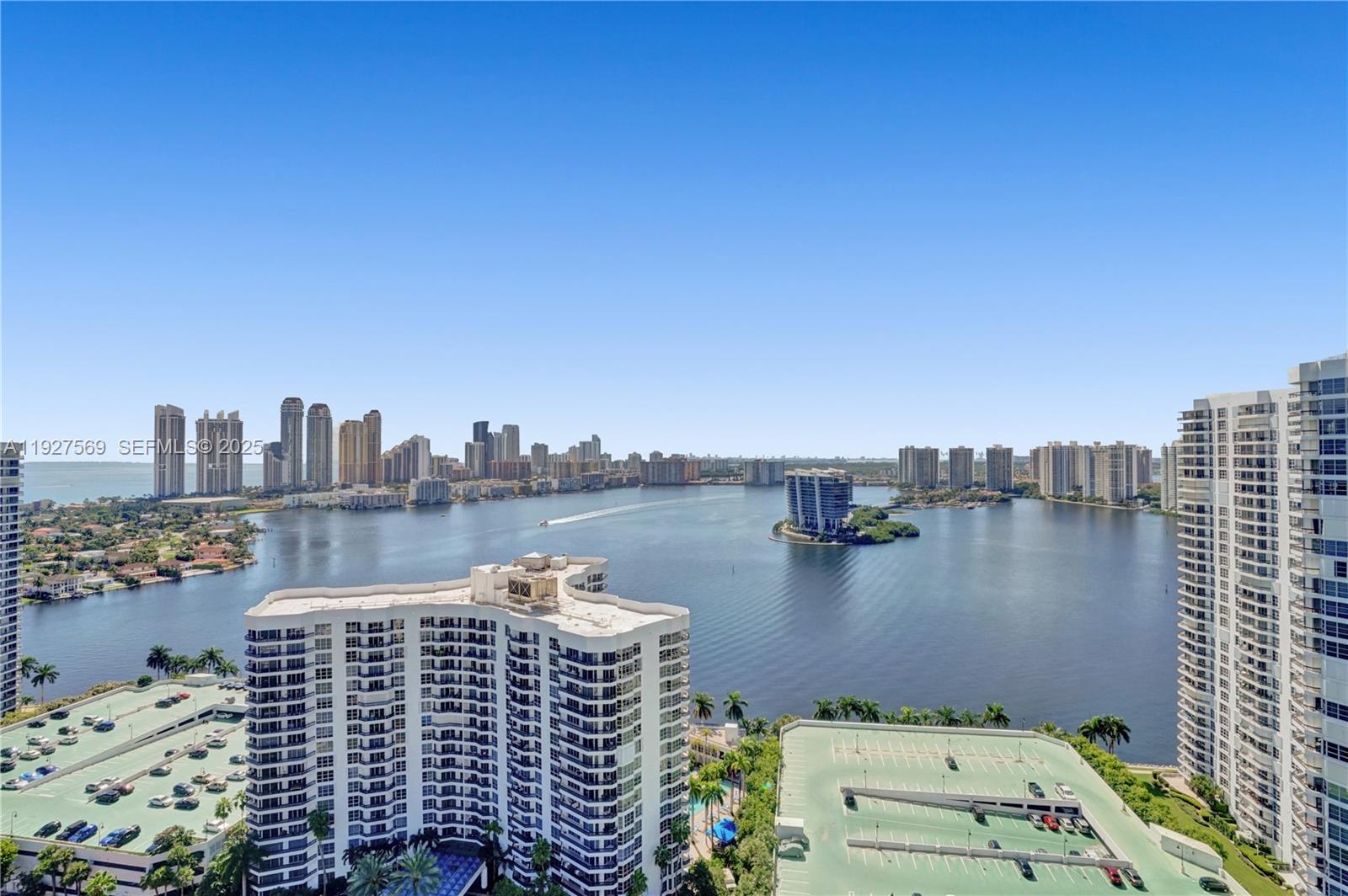 3600 Mystic Pointe Dr #311, Aventura FL 33180
