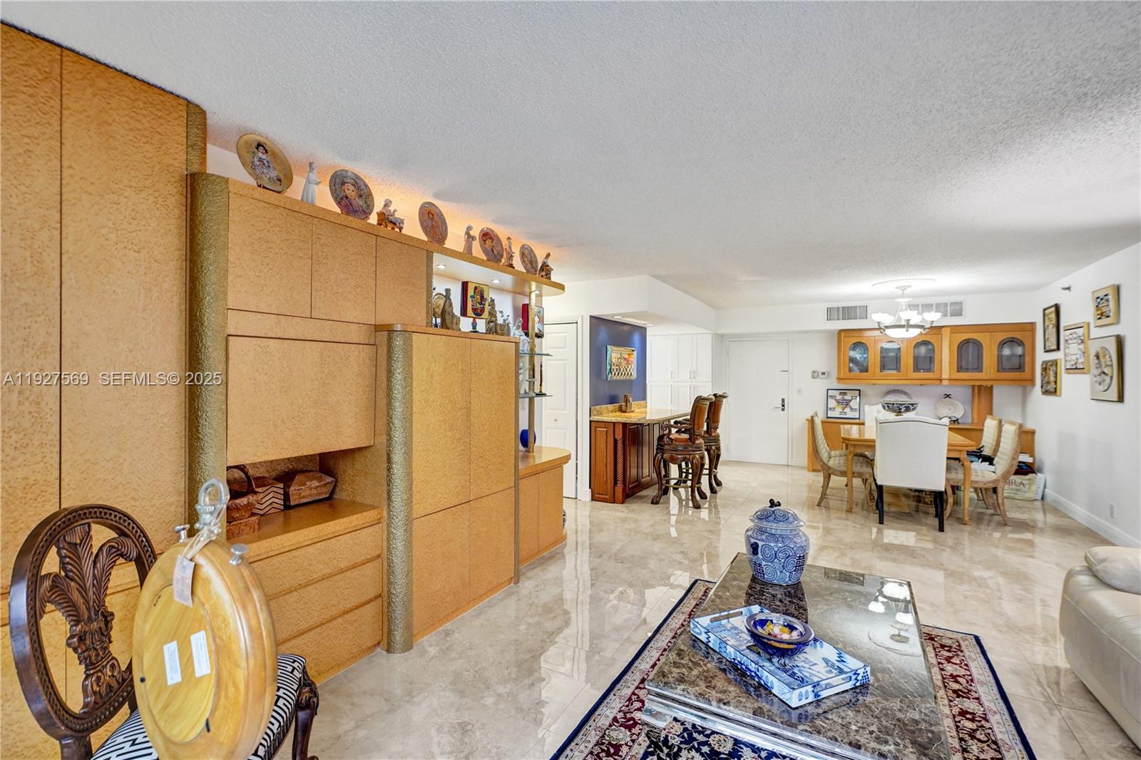 3600 Mystic Pointe Dr #311, Aventura FL 33180