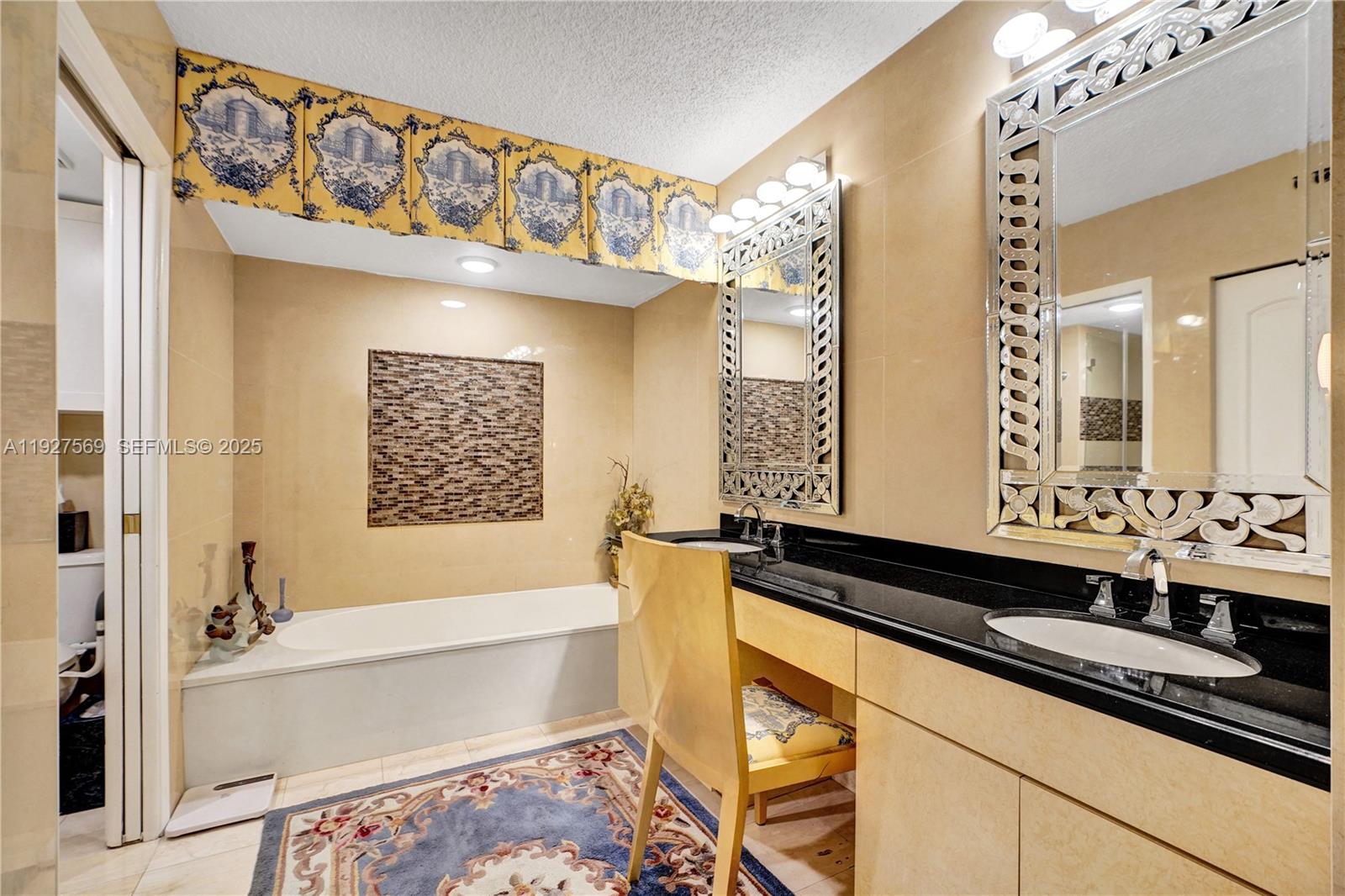 3600 Mystic Pointe Dr #311, Aventura FL 33180