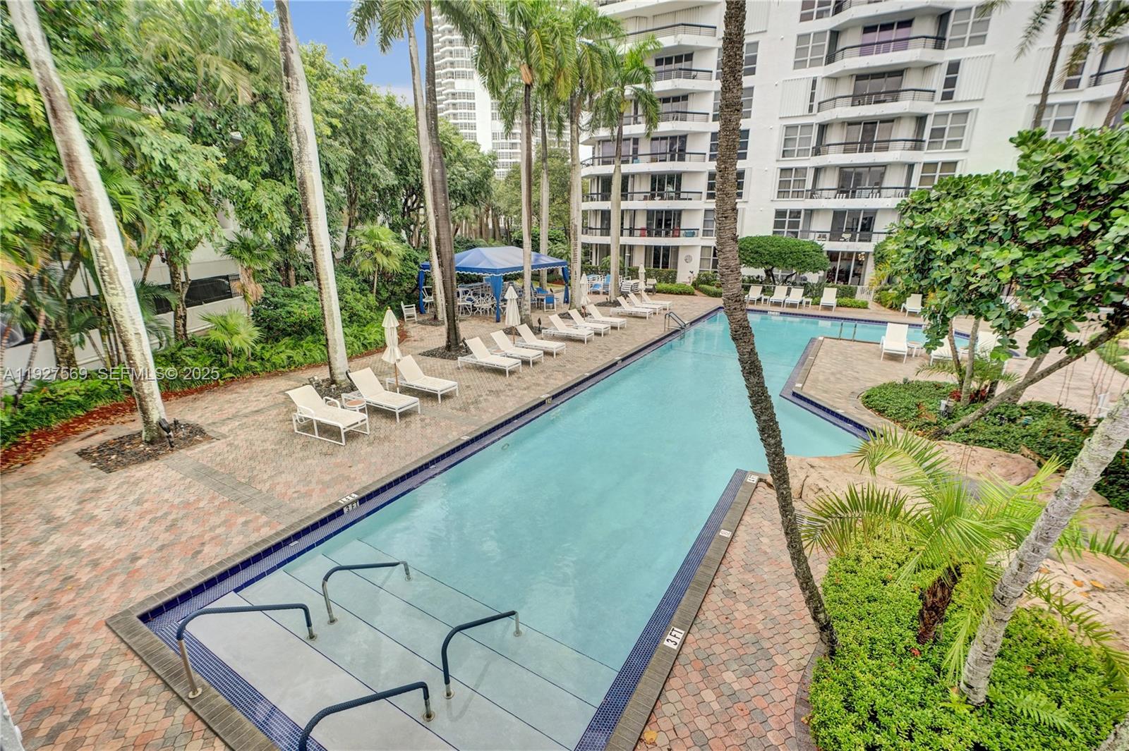 3600 Mystic Pointe Dr #311, Aventura FL 33180