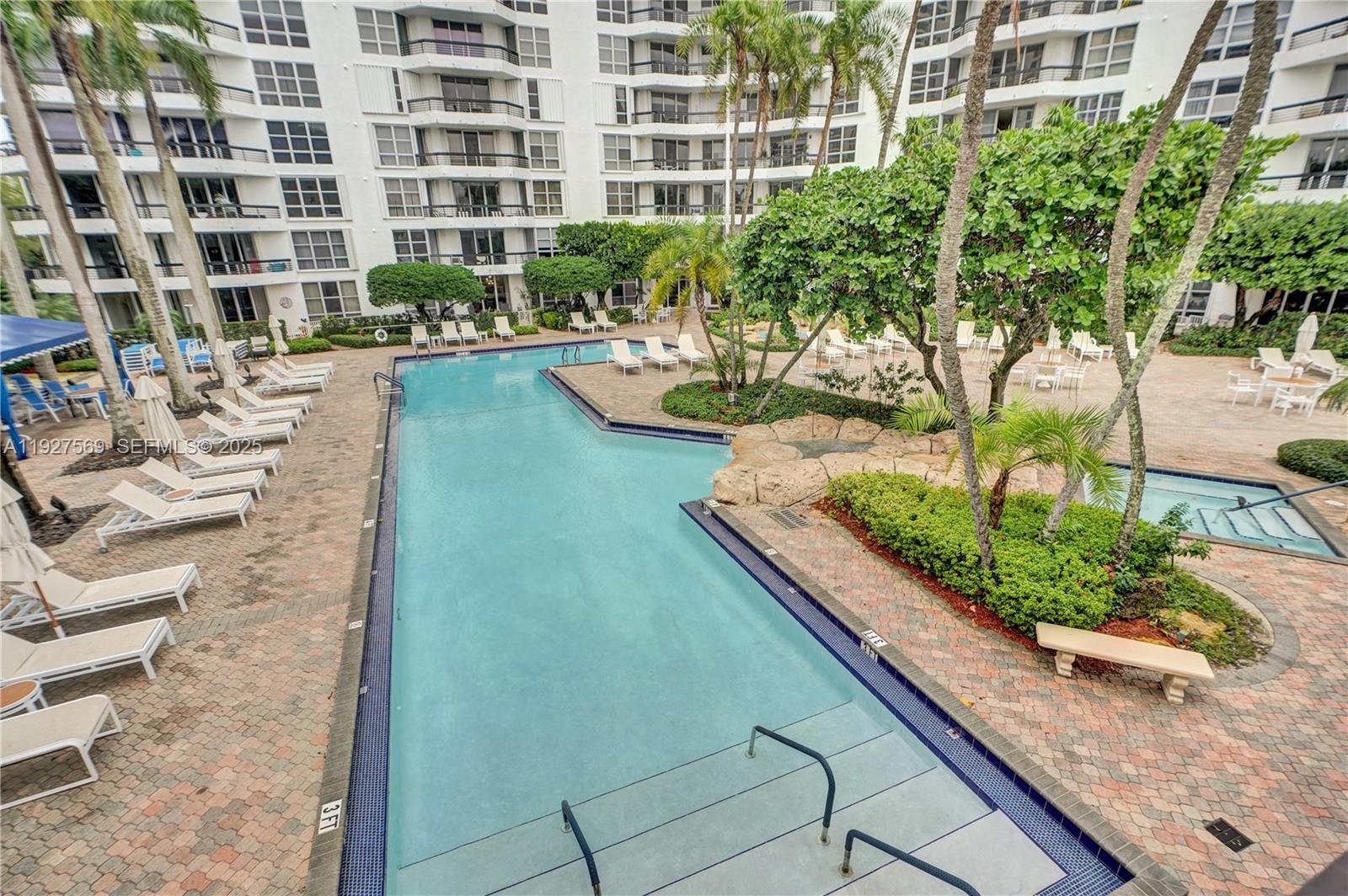 3600 Mystic Pointe Dr #311, Aventura FL 33180