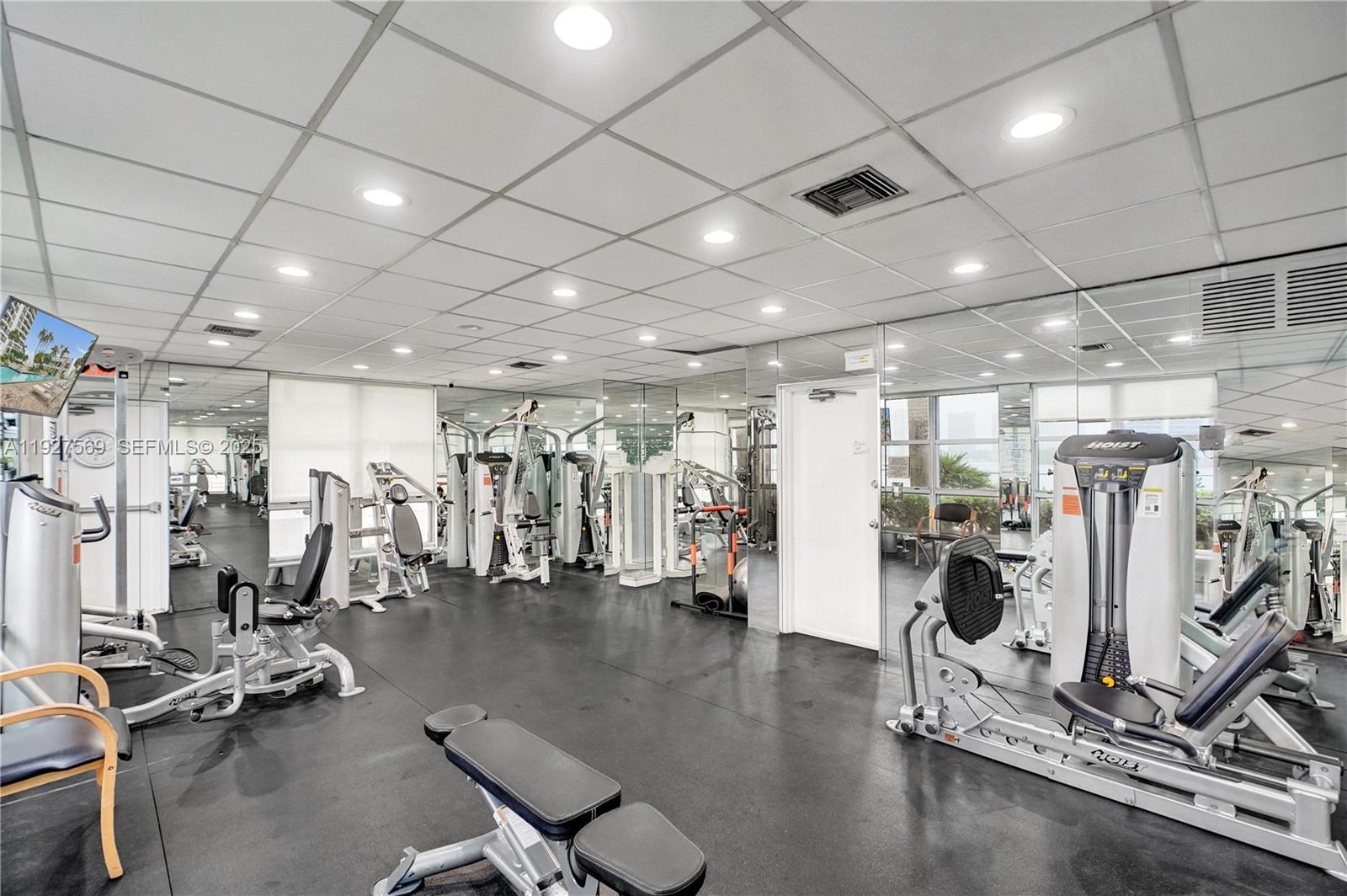 3600 Mystic Pointe Dr #311, Aventura FL 33180