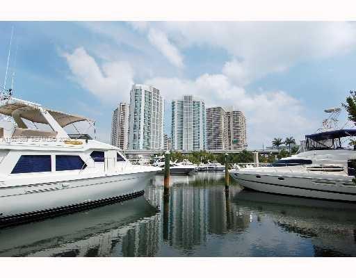 3600 Mystic Pointe Dr #311, Aventura FL 33180