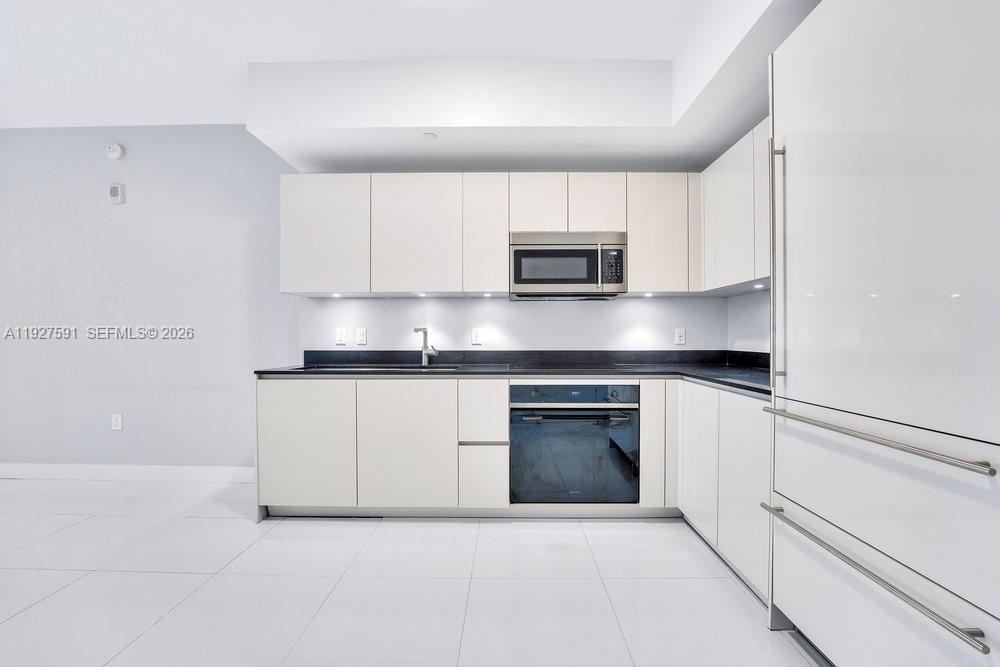 1010 Brickell Ave #1810, Miami FL 33131