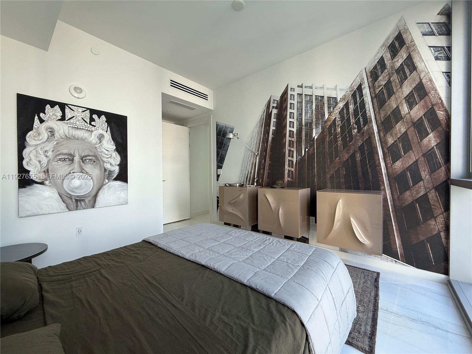 300 Biscayne Boulevard Way #3308W, Miami FL 33131