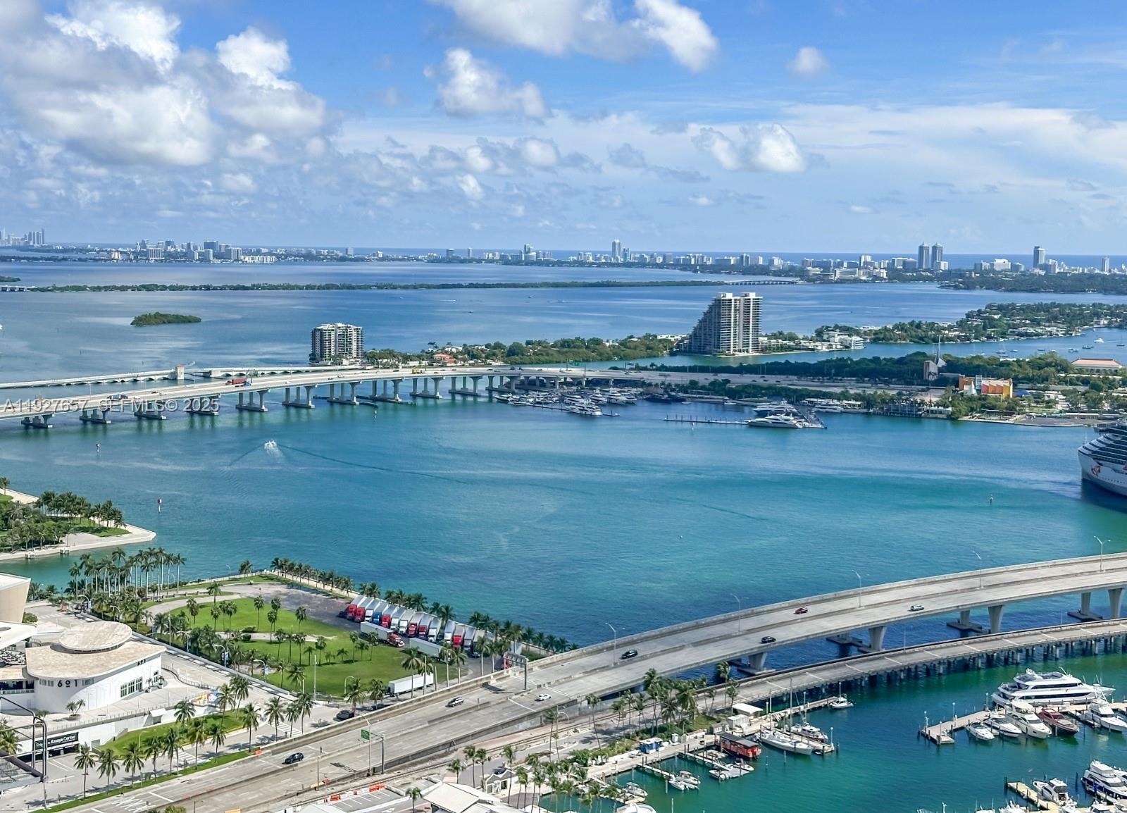 244 Biscayne Blvd #4404, Miami FL 33132