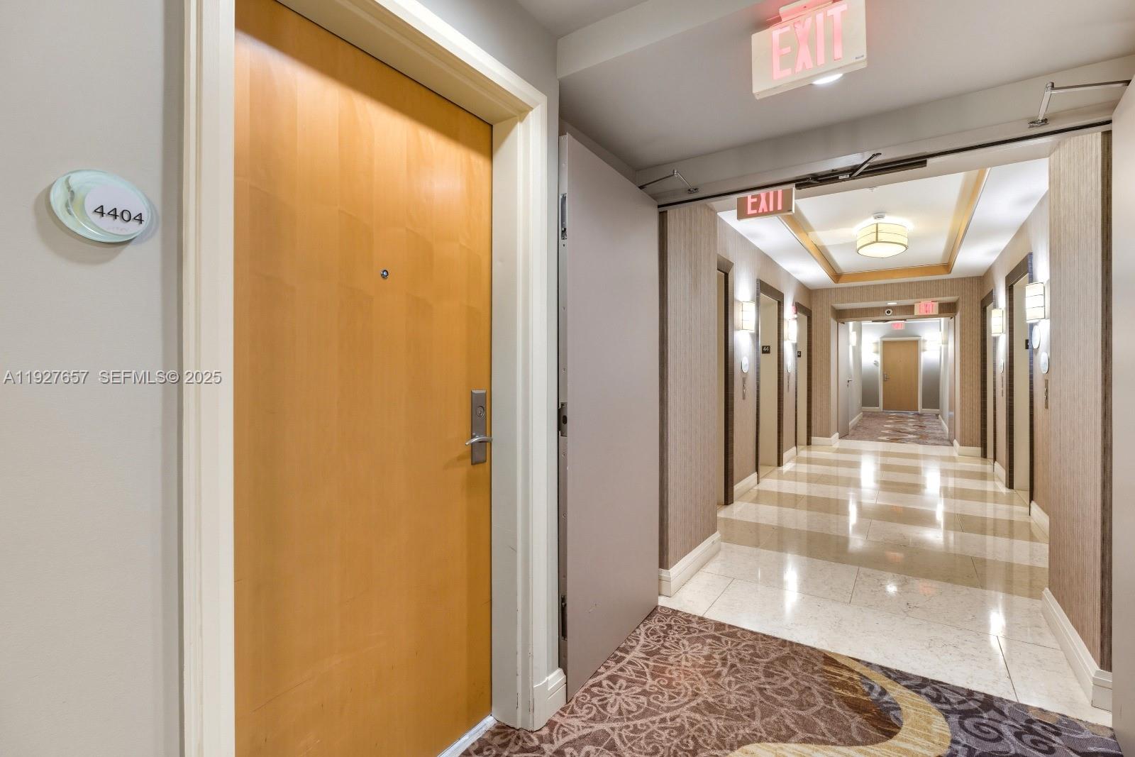 244 Biscayne Blvd #4404, Miami FL 33132