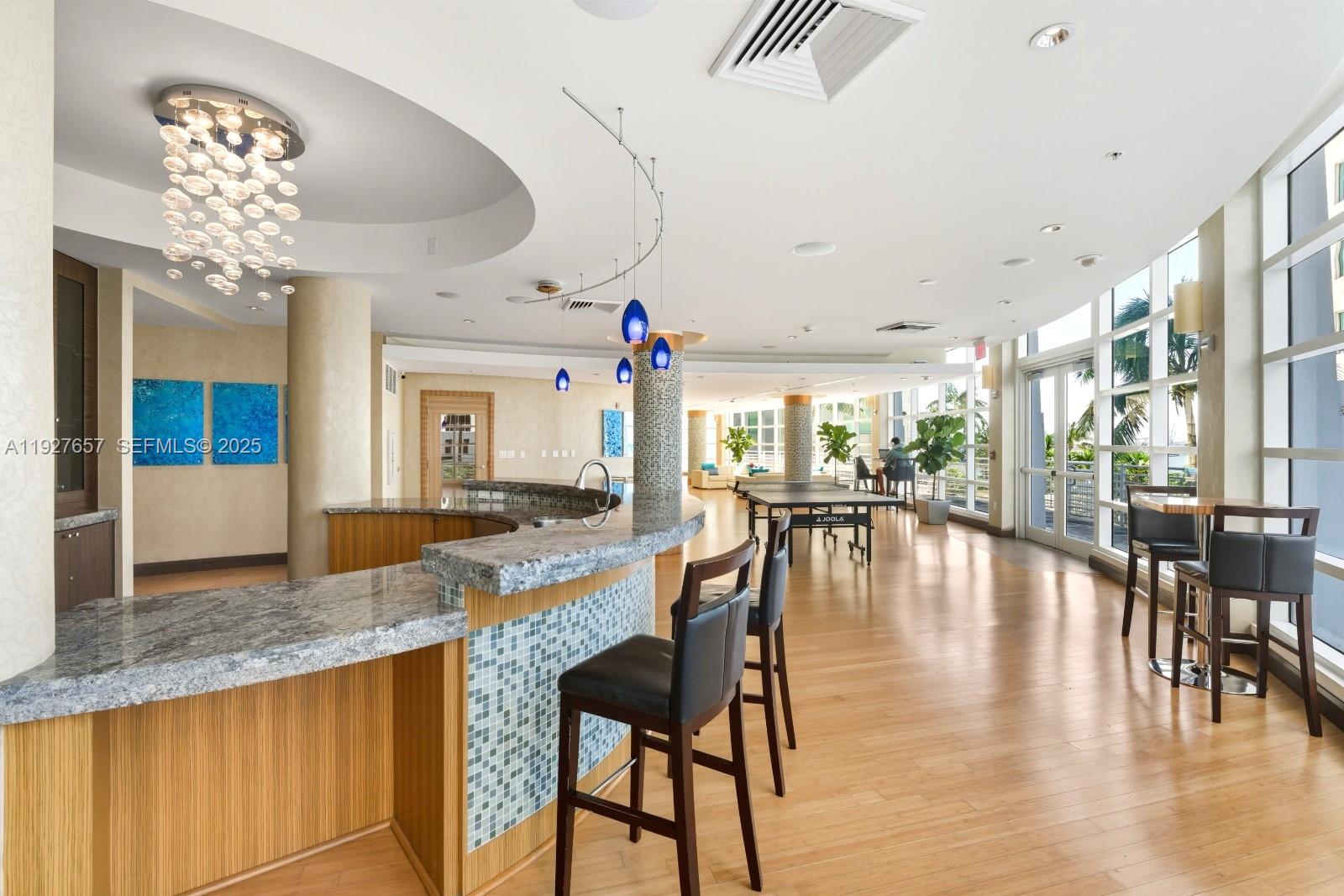 244 Biscayne Blvd #4404, Miami FL 33132