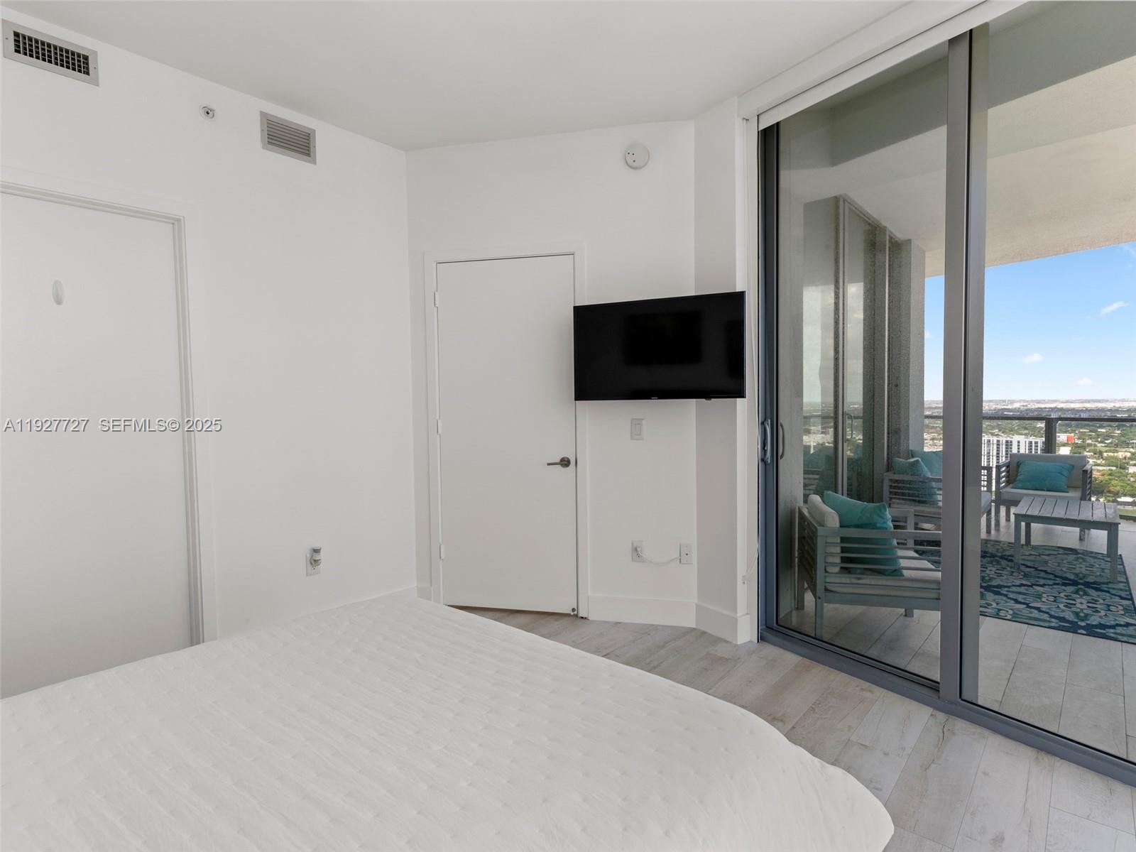 2900 NE 7th Ave #4301, Miami FL 33137
