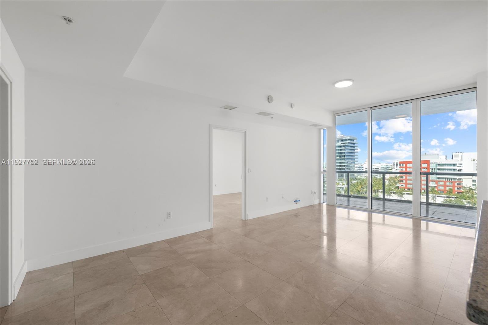 50 S Pointe Dr #1107, Miami Beach FL 33139