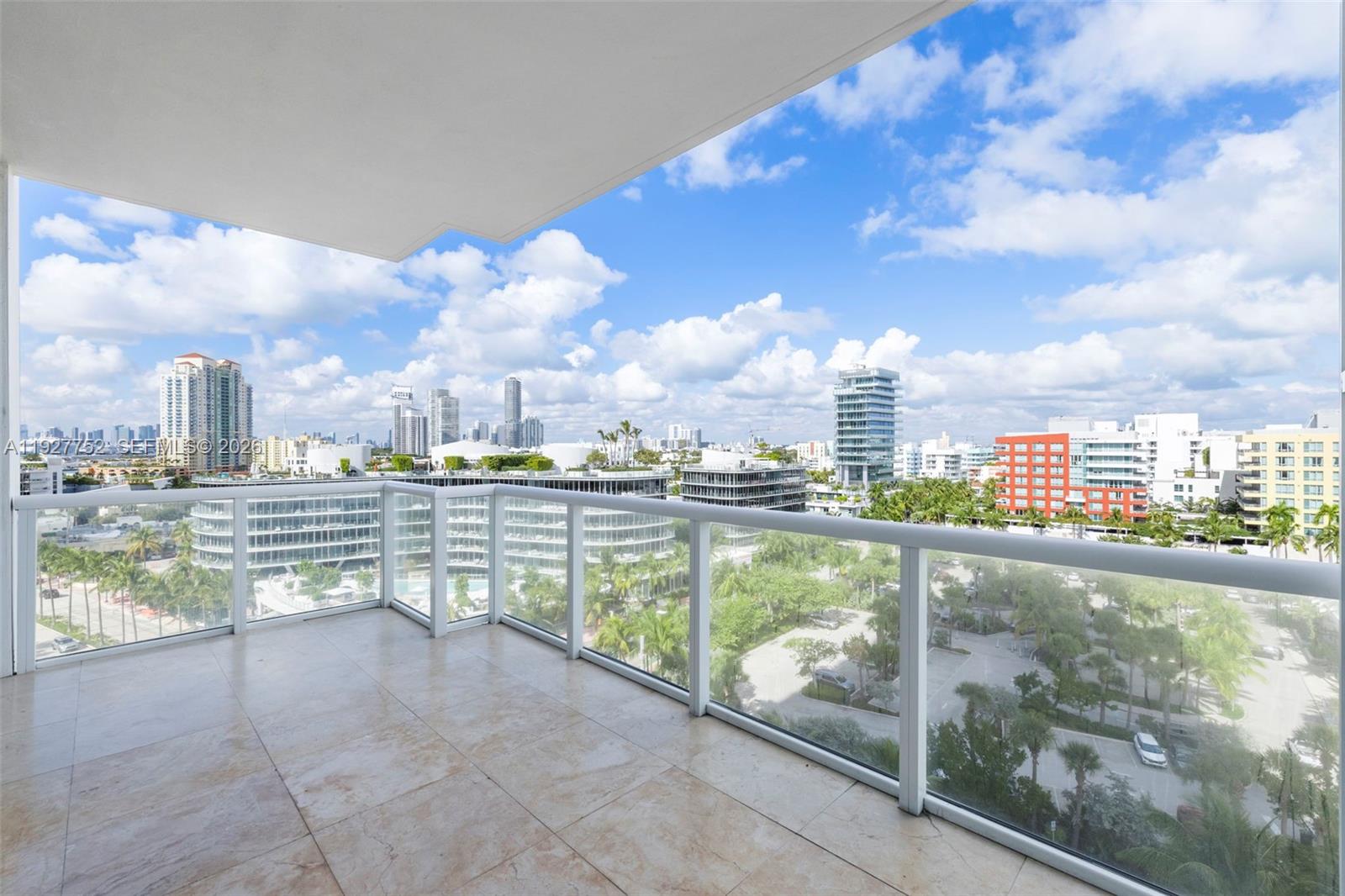 50 S Pointe Dr #1107, Miami Beach FL 33139