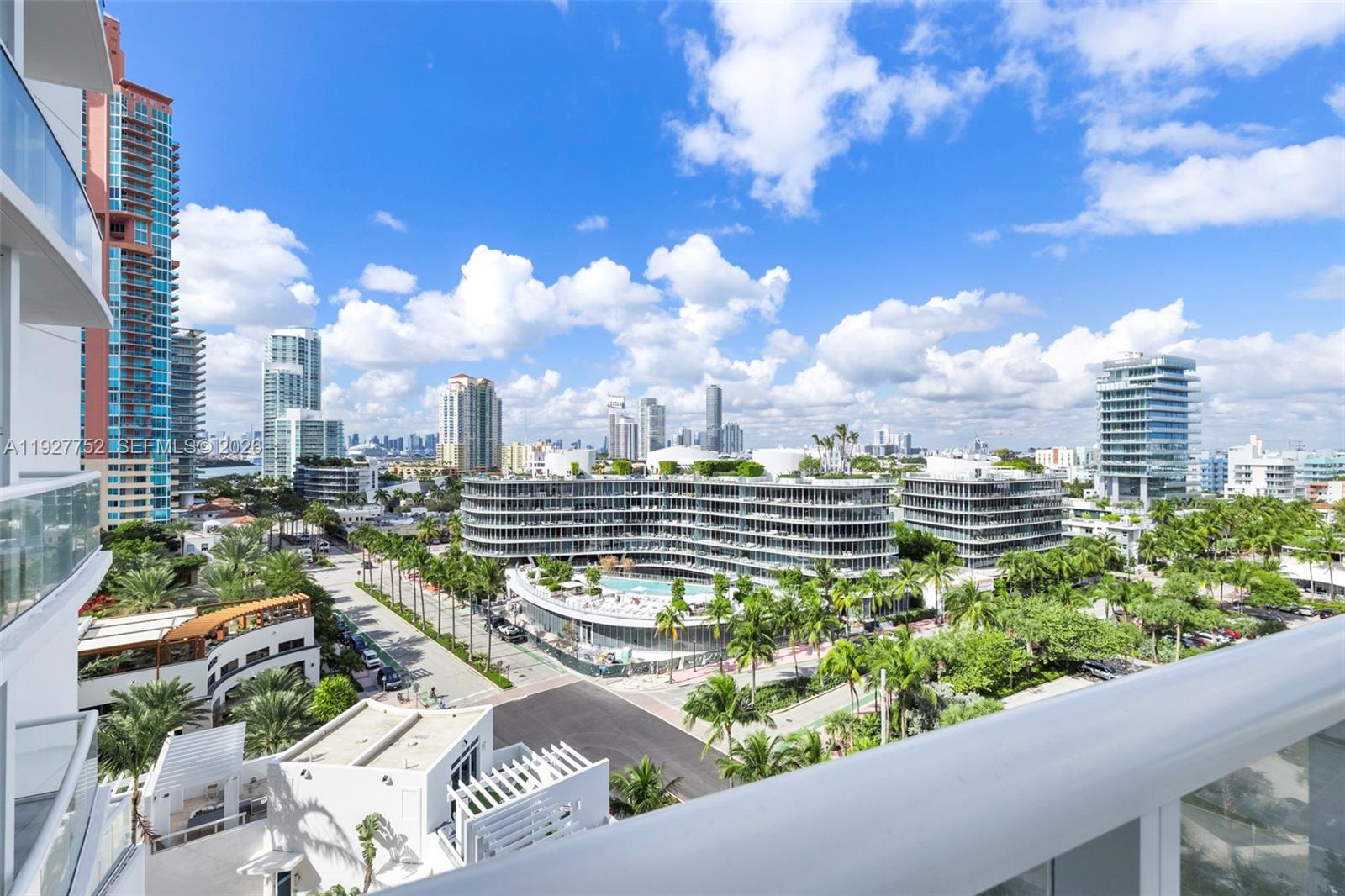 50 S Pointe Dr #1107, Miami Beach FL 33139