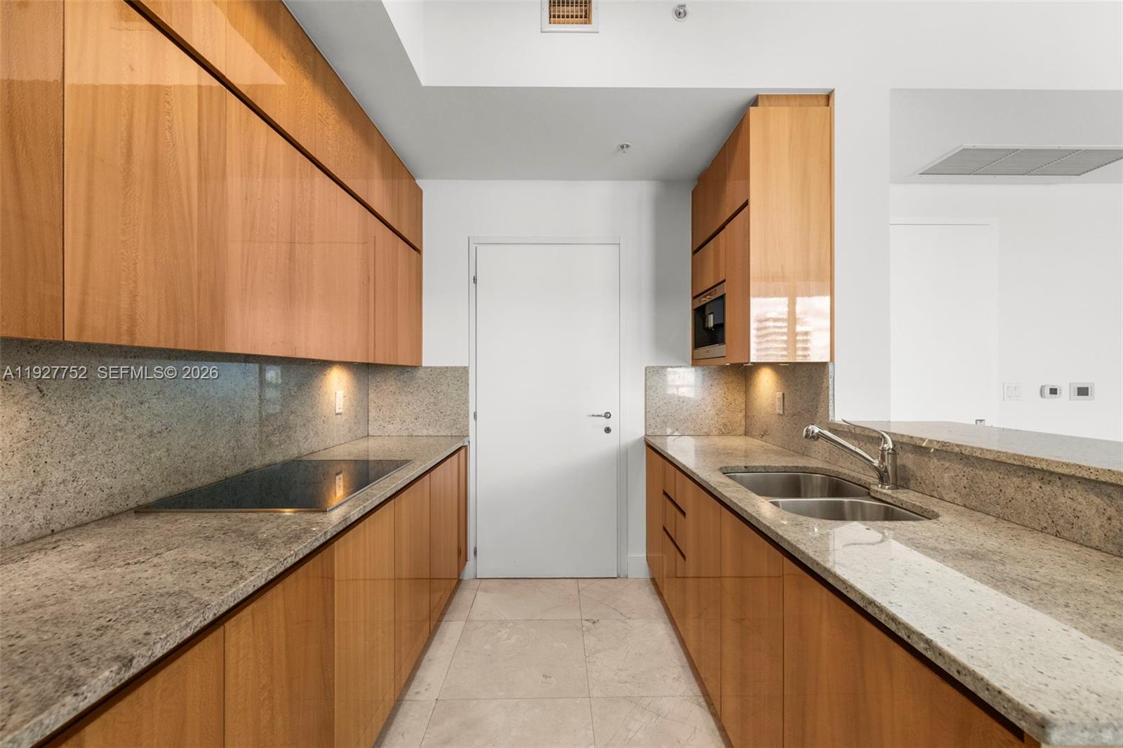 50 S Pointe Dr #1107, Miami Beach FL 33139