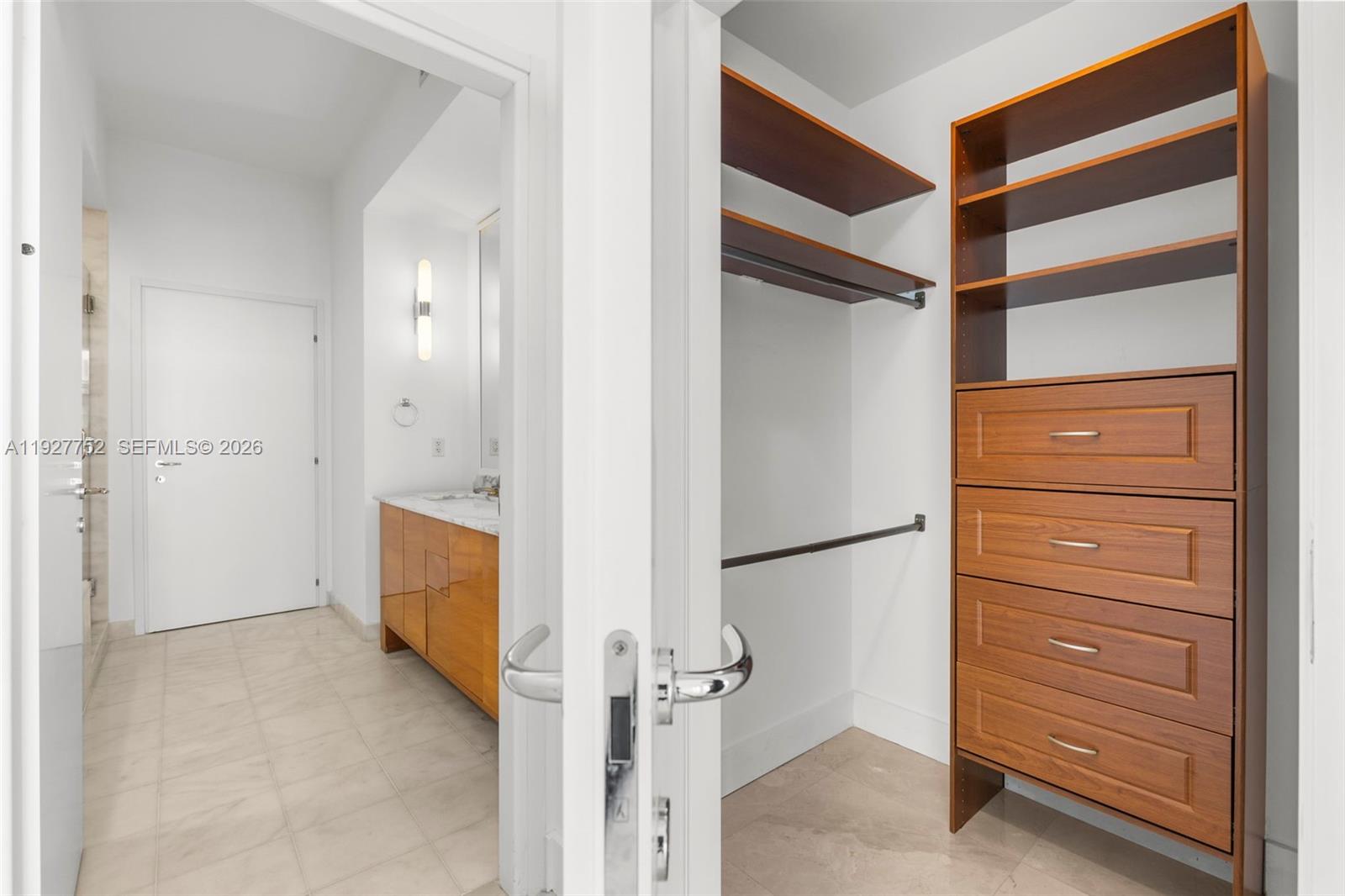 50 S Pointe Dr #1107, Miami Beach FL 33139