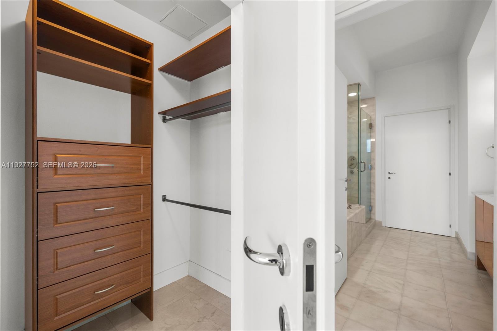 50 S Pointe Dr #1107, Miami Beach FL 33139