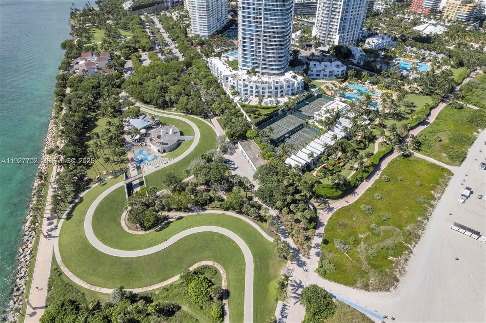 50 S Pointe Dr #1107, Miami Beach FL 33139
