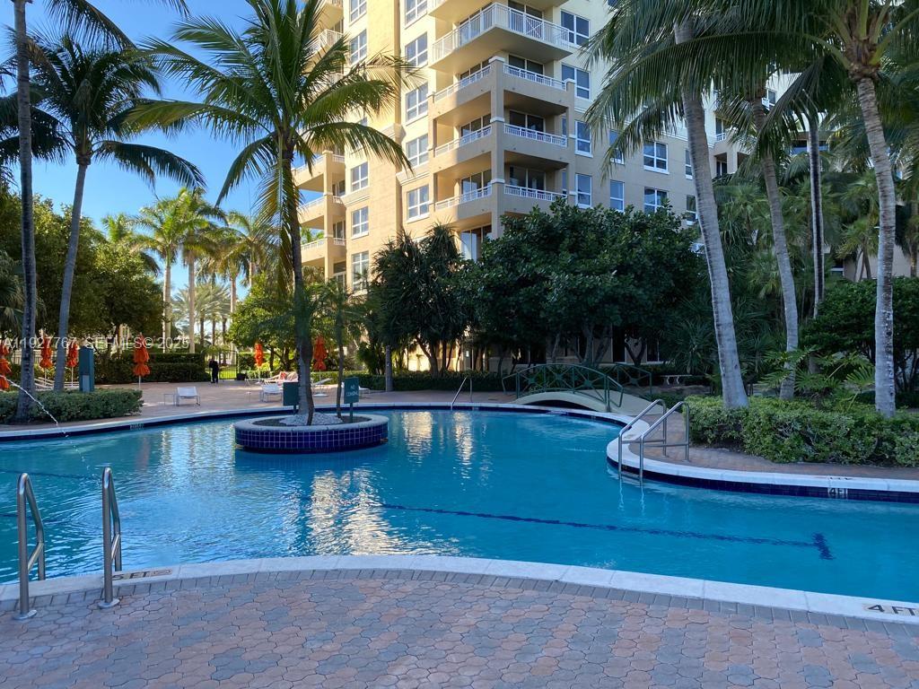 19501 W Country Club Dr #1710, Aventura FL 33180