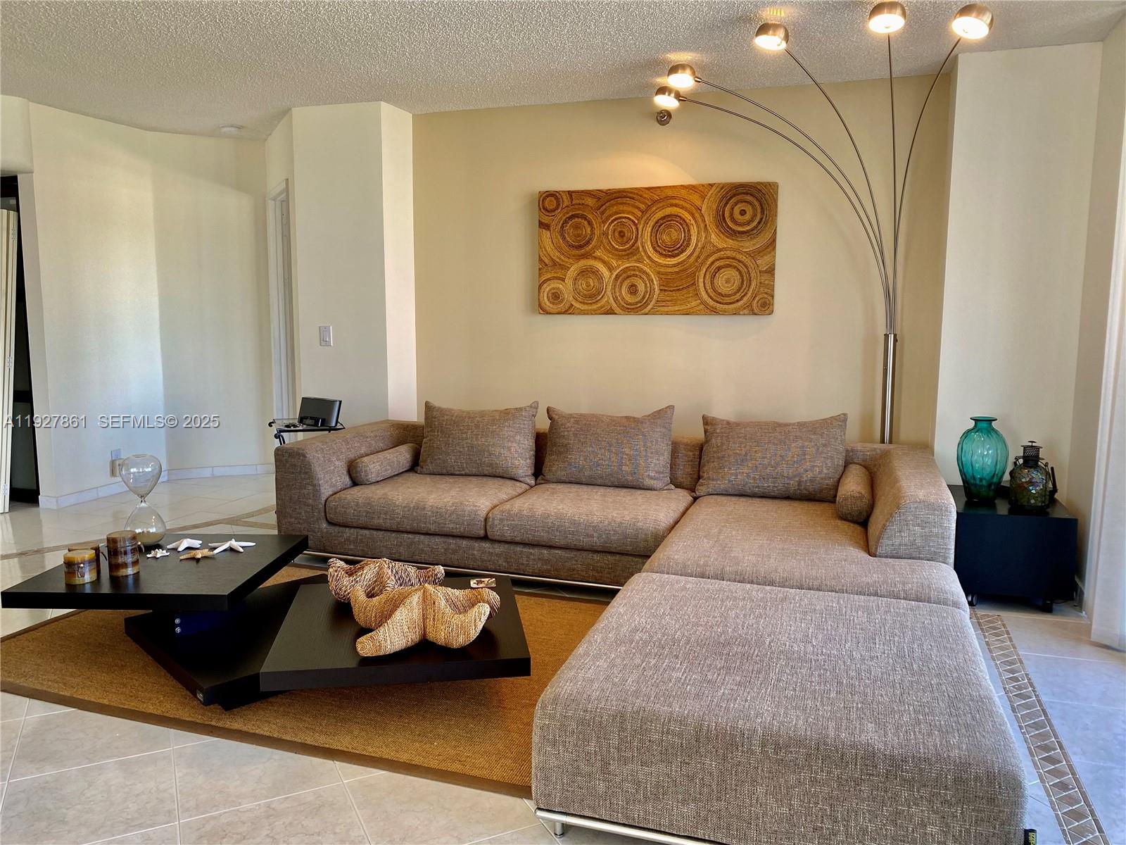3400 NE 192nd St #1712, Aventura FL 33180