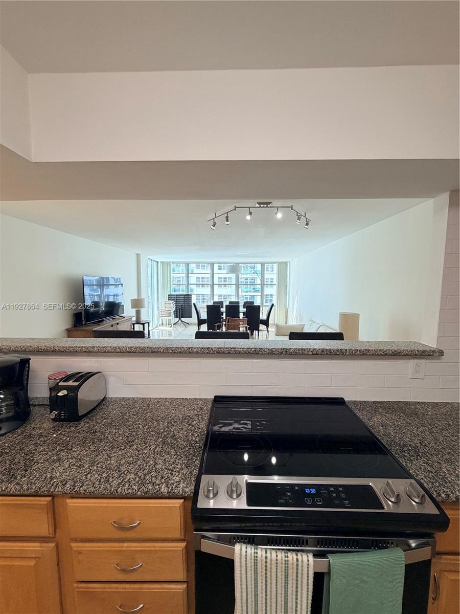 5151 Collins Ave #730 + DEN, Miami Beach FL 33140