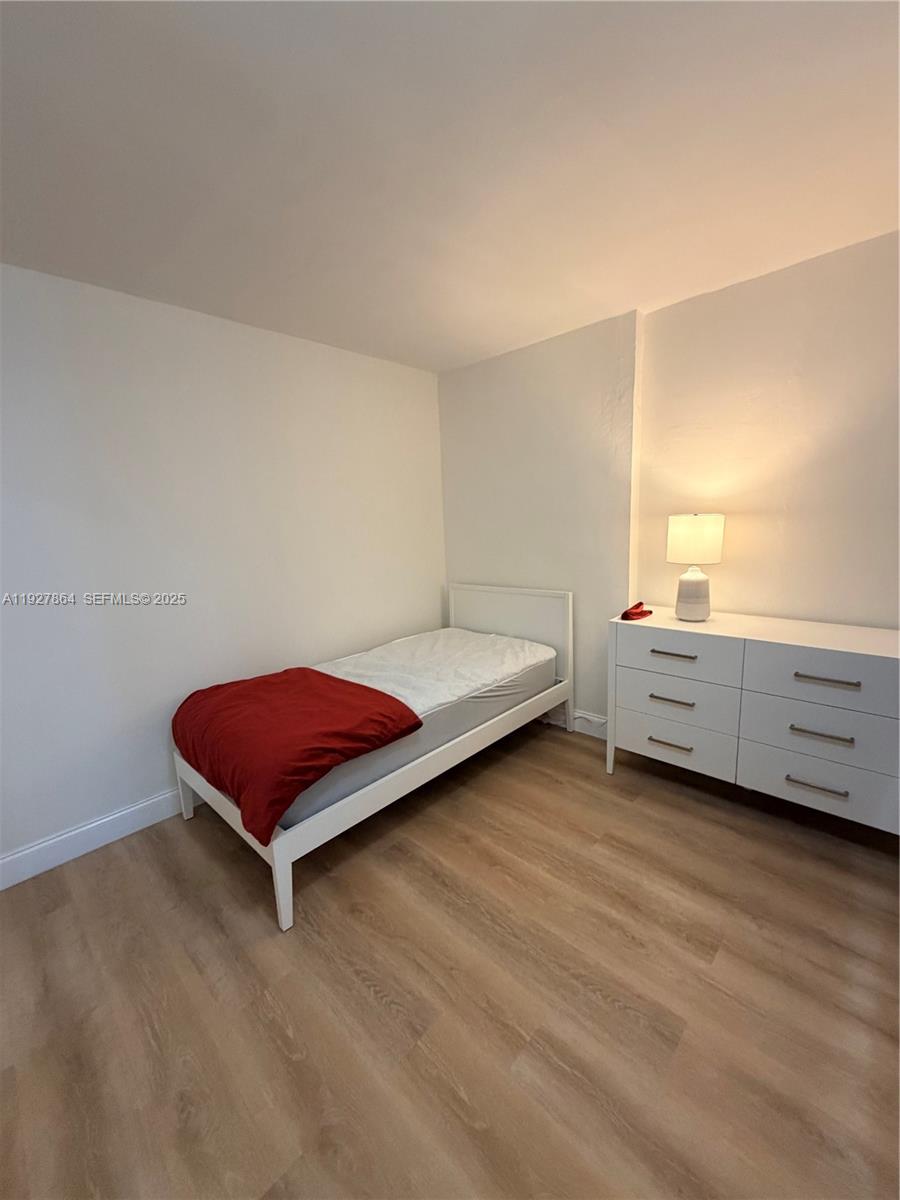 5151 Collins Ave #730 + DEN, Miami Beach FL 33140