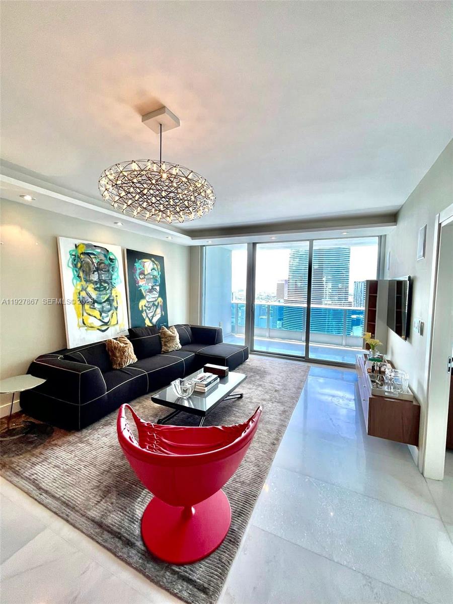 200 BISCAYNE BLVD WAY #4310, Miami FL 33131