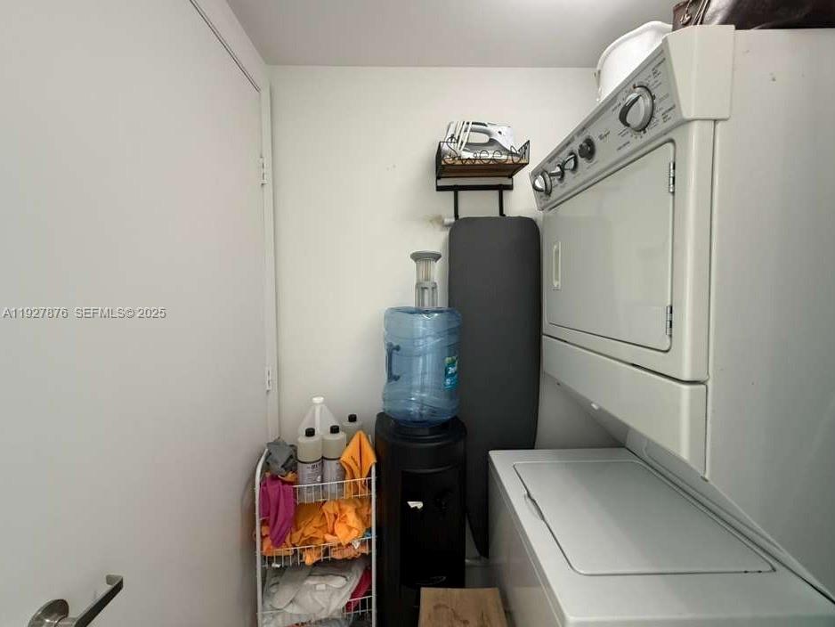 495 Brickell Ave #511, Miami FL 33131