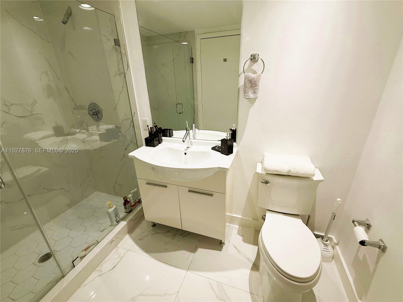 495 Brickell Ave #511, Miami FL 33131