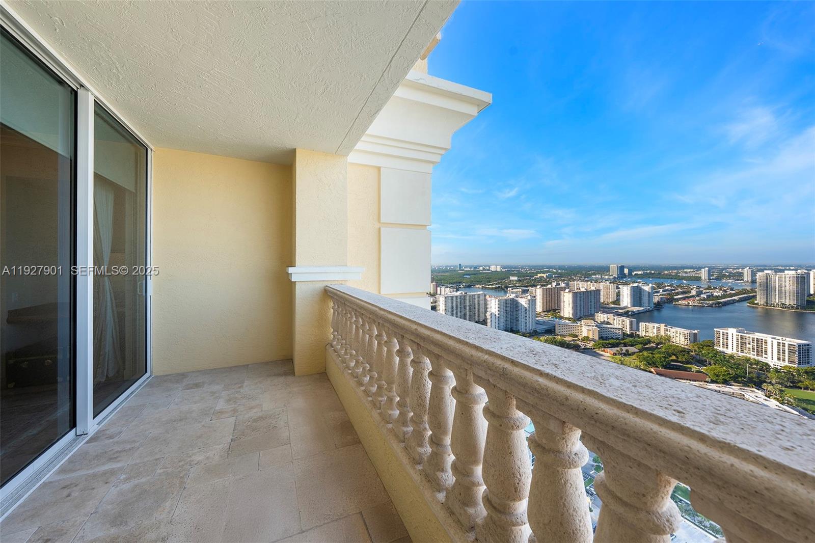 17875 Collins Ave #4303, Sunny Isles Beach FL 33160